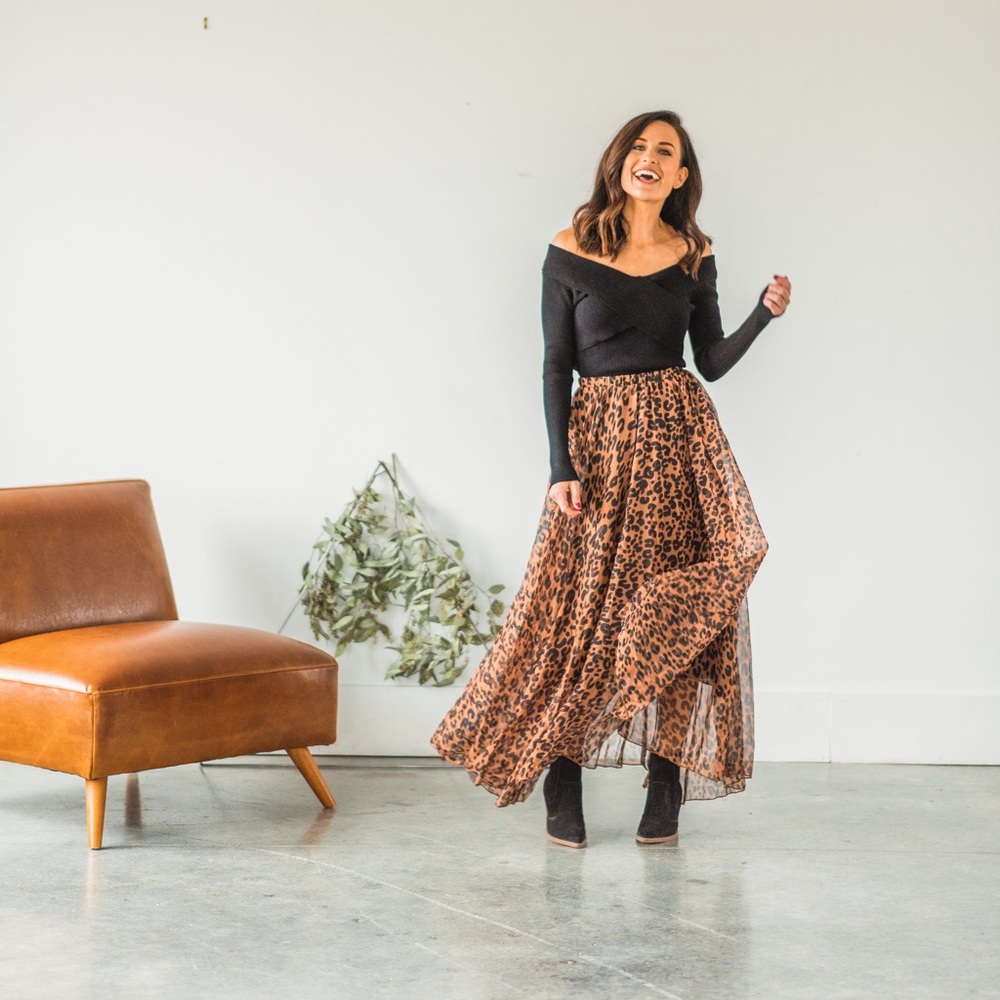 Leopard skirt